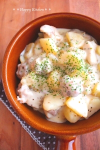 鶏肉とじゃがいもの濃厚クリームチーズ煮