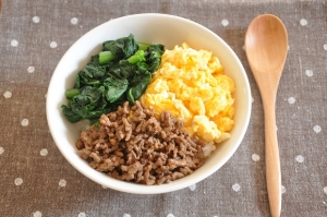 甘辛い味付けが最高！“万能そぼろ”でそぼろ丼