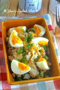 低炭水化物ダイエットにも♡彼も大満足♡『ひき肉とほうれん草と卵のピザチーズ焼き』