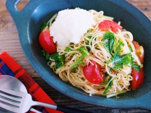 ポン酢だれでサッパリ♪10分 de『トマツナ水菜の和風おろしパスタ』