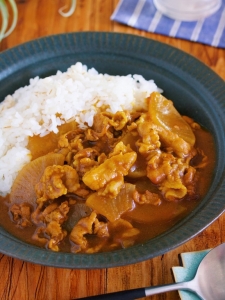 まるで長時間煮込んだような味わい♪20分 de『豚バラ大根のコクうま♡和風だしカレー』