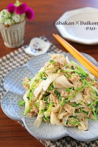 鯖缶で作り置き♪シャキシャキ大根と豆苗の鯖缶ゴママヨサラダ！