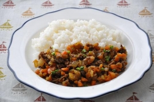 食欲そそる♪ごはんもモリモリ「ドライカレー」