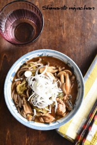 年越しにも！サバ缶でカレー蕎麦