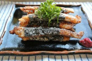 旨みたっぷり！お箸が進む「海苔巻きチキン」を作ってみよう♪