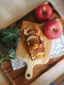 秋のおやつタイムに♪「りんご」を使った焼き菓子アイデアまとめ