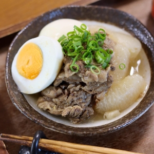 味噌煮以外もおいしい♪お酒が進む「牛すじの塩煮」を作ってみよう！