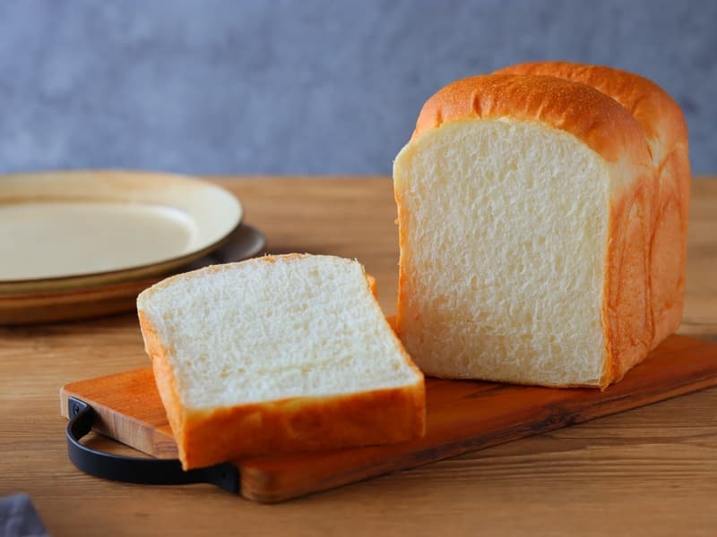 しっとり吸いつくようなやわらかさ！「やわ肌食パン」-あいりおー連載