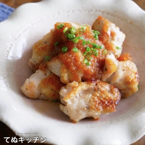 玉ねぎソースがポイント！鶏もも肉のやみつきおかず