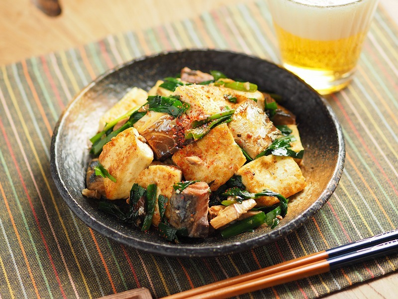 コスパばっちり！「豆腐とにら」が主役の炒め物レシピ