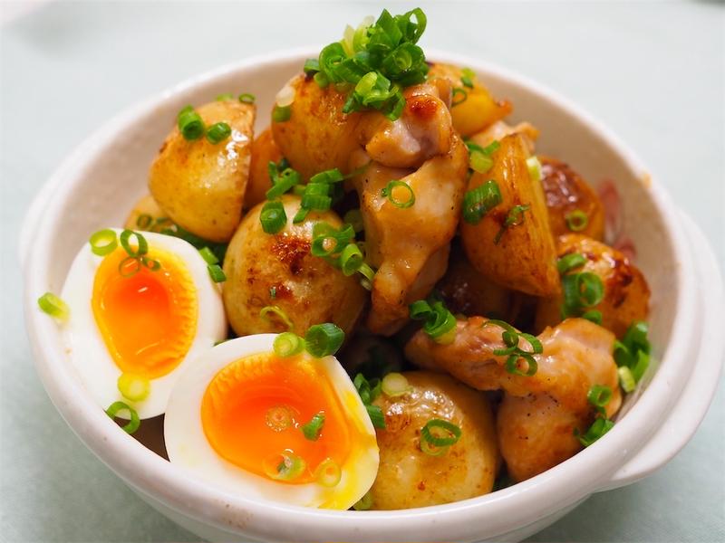 味付け簡単♪鶏肉の「コンソメ炒め」レシピ5選