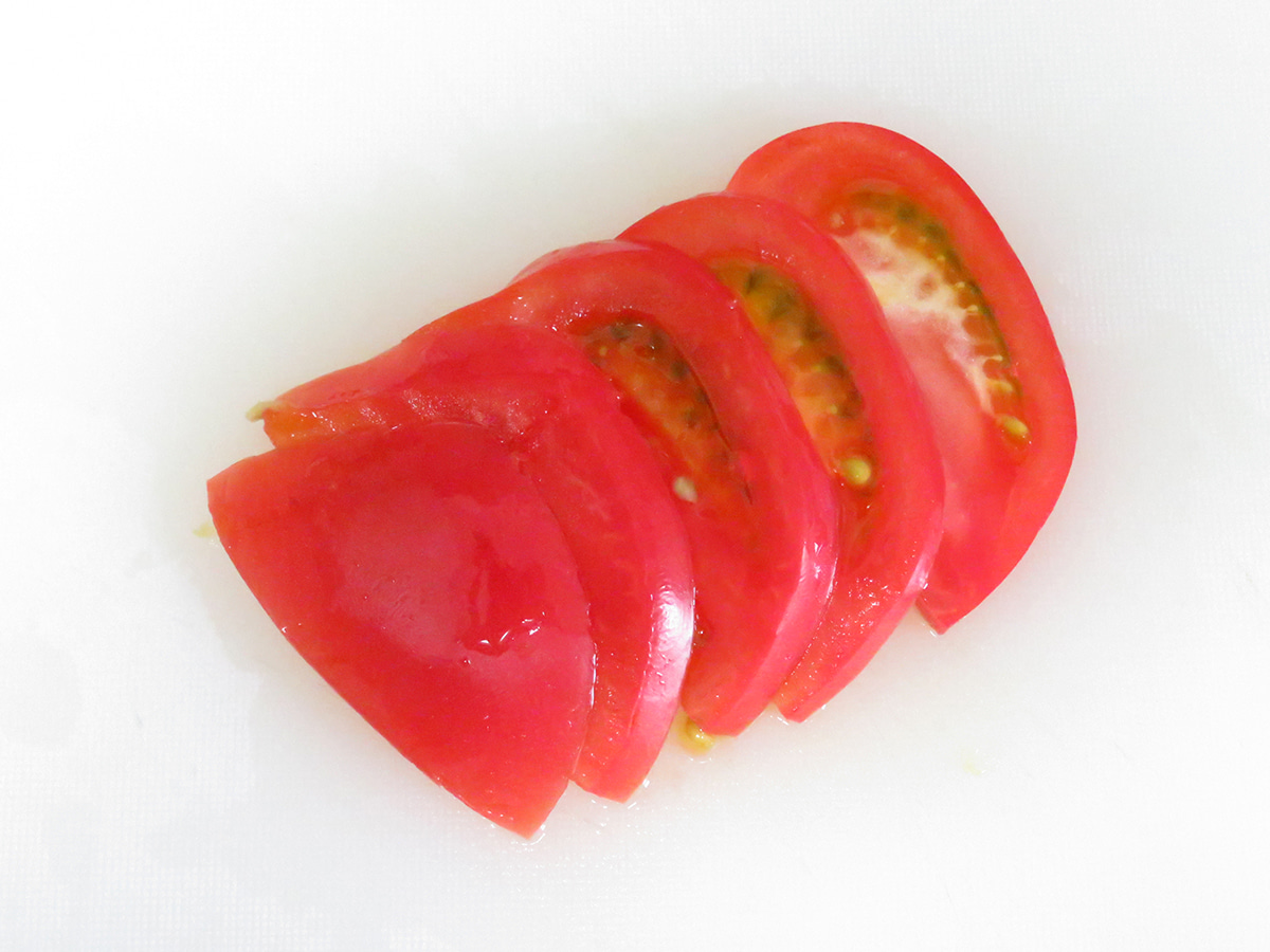 ピリ辛水冷麺：トマト