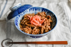 冷凍保存もOK！家族みんなのお気に入り♪「簡単おうち牛丼」