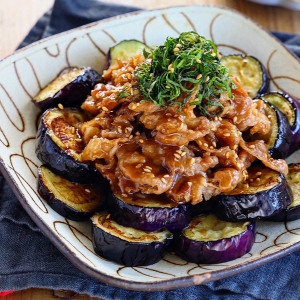 忙しい平日のメインに！「豚こま肉のスタミナ炒め」で野菜がモリモリ食べられる