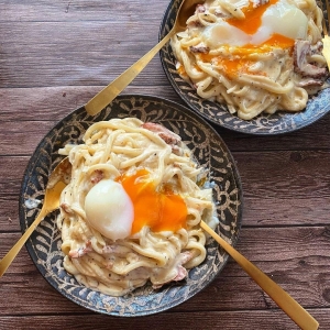 生クリーム不要！牛乳でつくる「クリーミーうどん」はいかが？