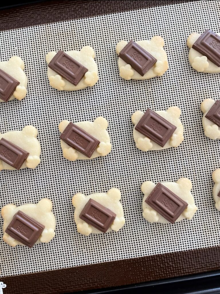 「くまの板チョコクッキー」がかわいい♪chiyoさんの焼き菓子レシピ