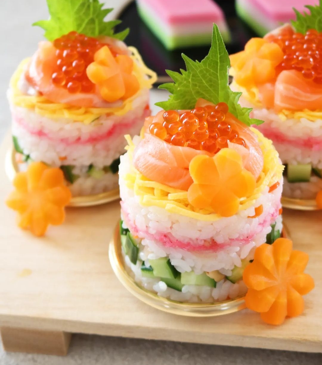 ひな祭りにぴったり♪パッと華やかな「寿司ケーキ」でお祝いしよう！