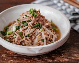 時間がなくても作れる！レンジで簡単「ツナもやし」のおかず