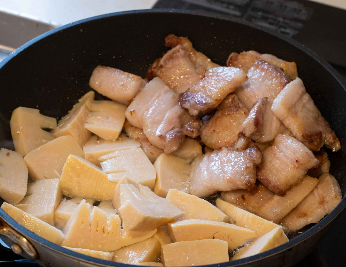 豚肉と筍の梅バター煮作り方