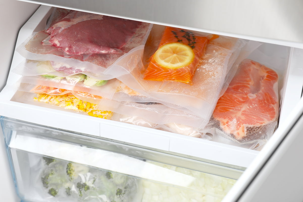 鮮度が命！魚をおいしく冷凍保存・解凍するコツは？