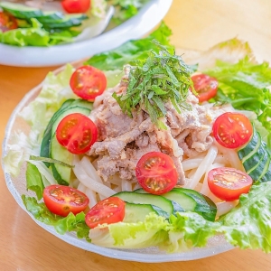 パパッと完成！夏に食べたい「冷凍うどん」のひんやりレシピ