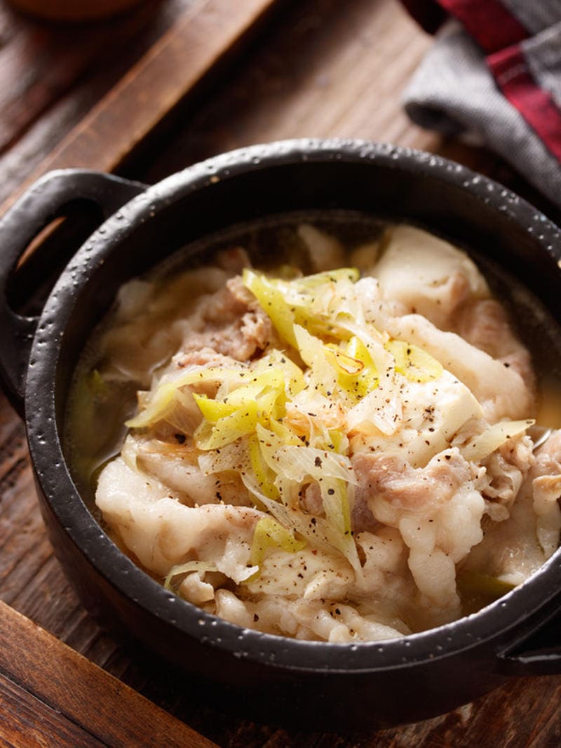 おかずにもなる食べごたえ！「豚バラ豆腐スープ」のおすすめレシピ