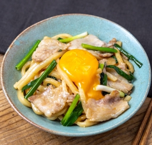 洗い物が楽ちん！味しみしみでおいしい「ワンパンうどん」