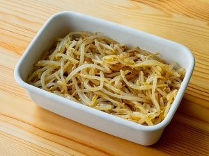 コスパ抜群！シャキシャキおいしい「もやしの副菜」