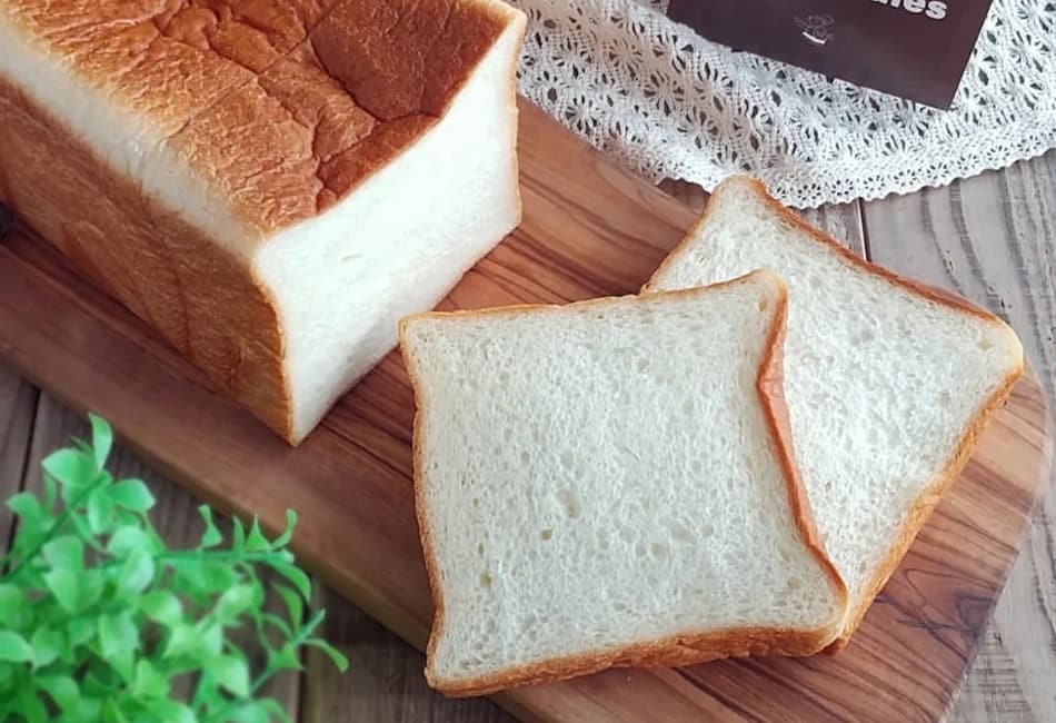 おいしい食パン／高級食パン専門店Les 3 boules（レトワブール）
