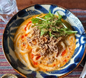 体がぽかぽか温まる♪冬に食べたい「あったかうどん」