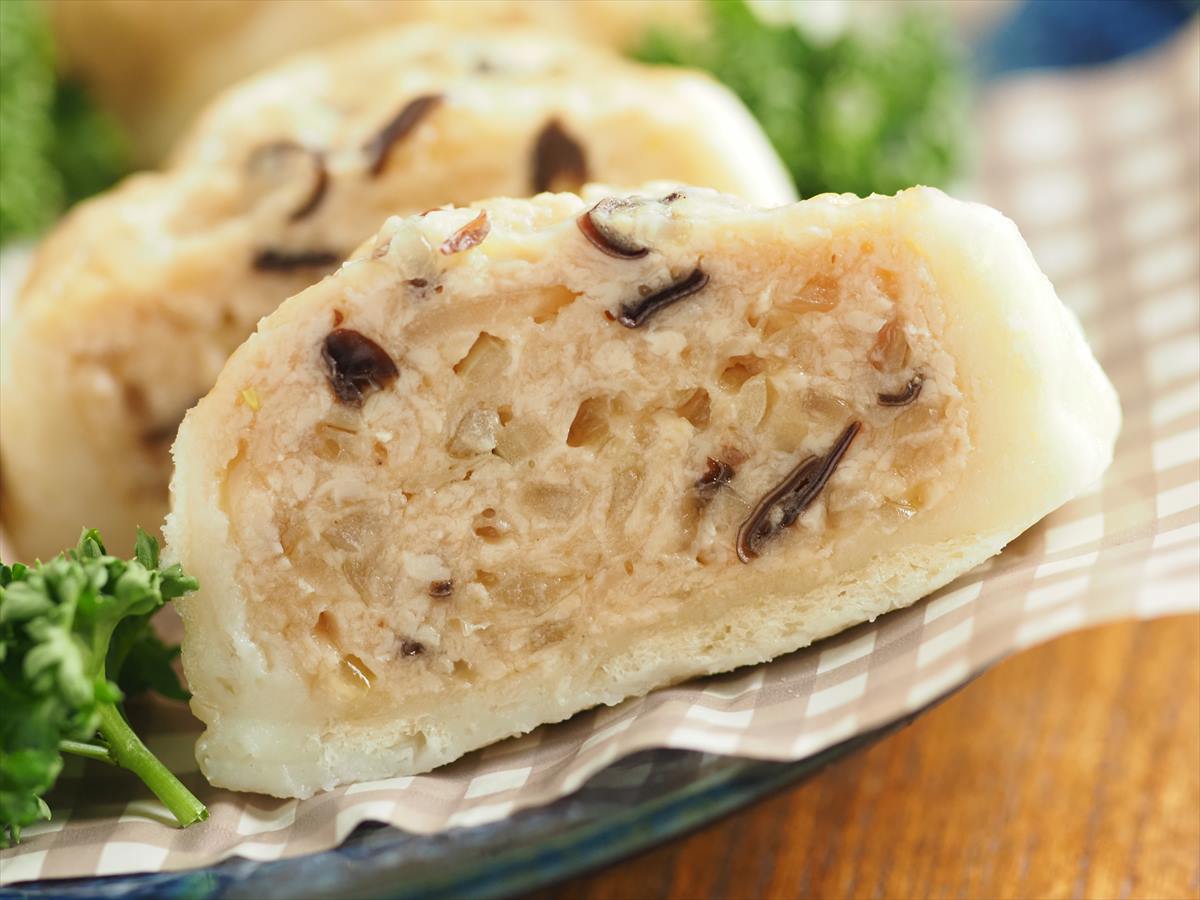 皮は食パンでOK！レンジで簡単に作れる「はみだし鶏むね肉まん」-筋肉