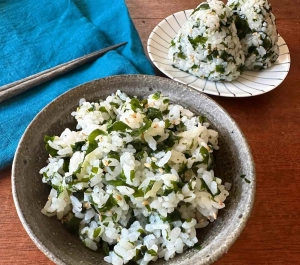 子どもも喜ぶ♪具材入りで大満足な「混ぜご飯」