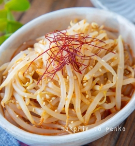 電子レンジで！あっという間に作れる「もやしのピリ辛おつまみ」