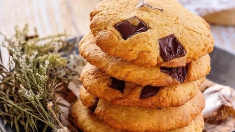 ホットケーキミックスで！世界一簡単なチョコチャンククッキー
