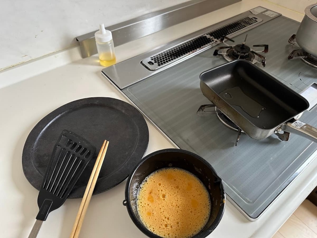 卵焼きを焼くときの調理器具