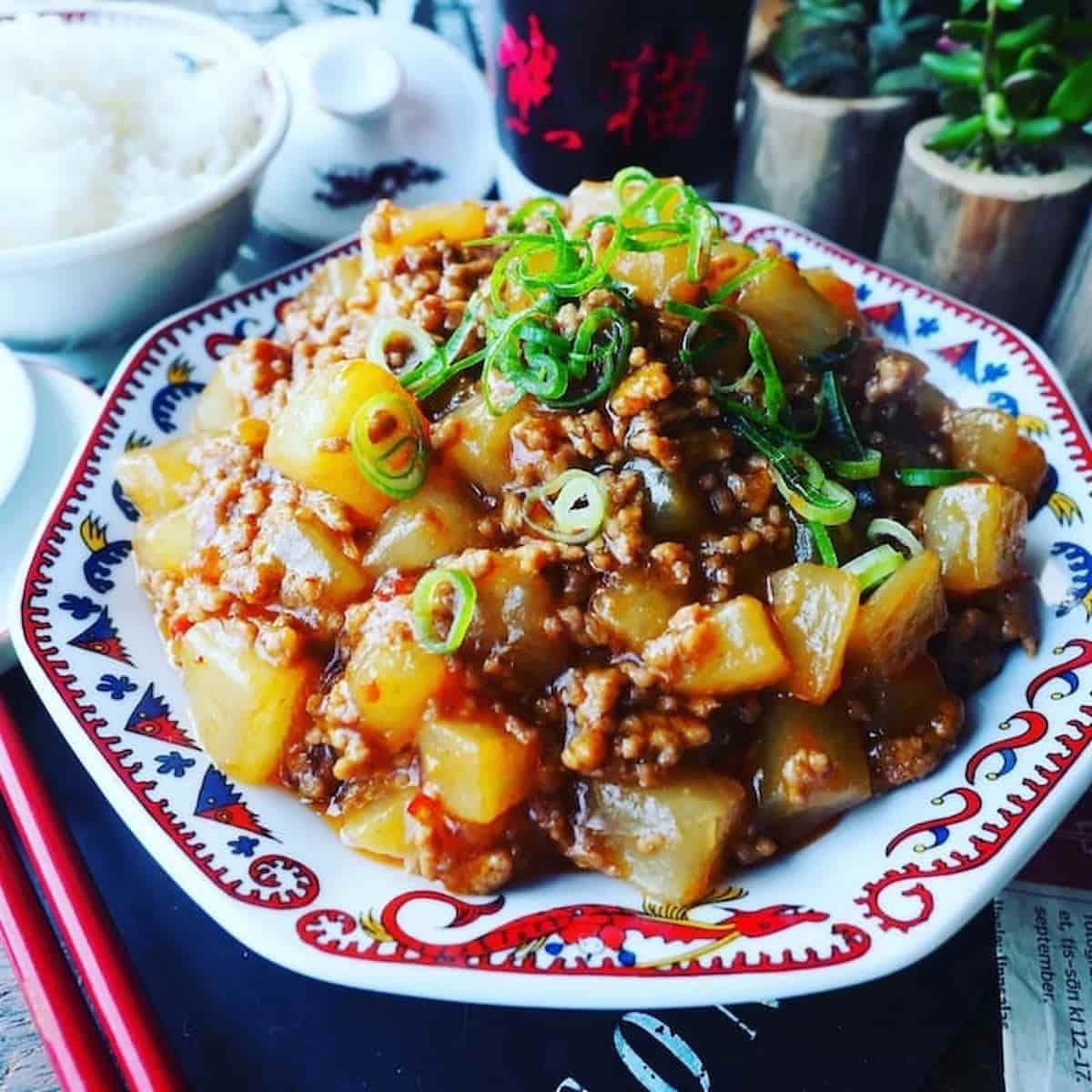 豆腐だけじゃない！ピリ辛味が食欲そそる「麻婆○○」おかず