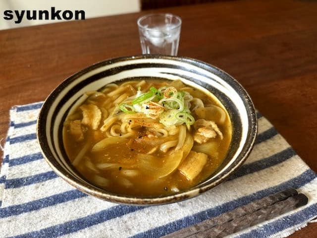 山本ゆりさんの「カレーうどん」レシピ