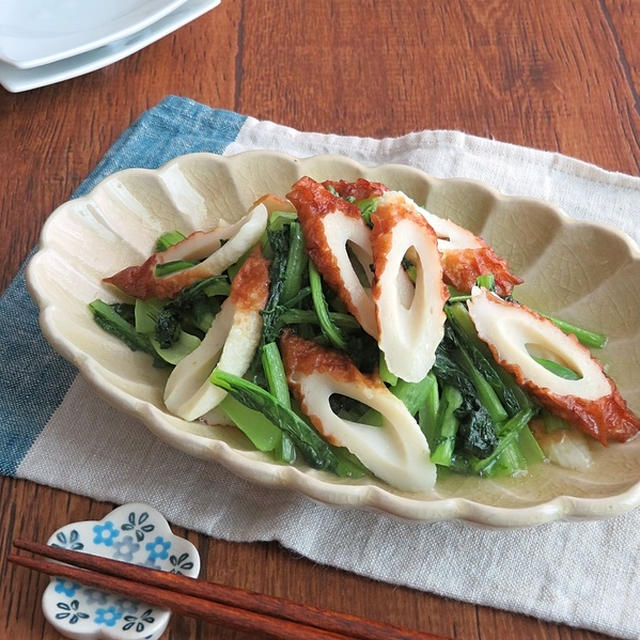 塩とみりんで味付け簡単！「小松菜とちくわのさっぱり塩炒め」レシピ