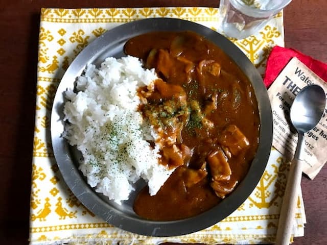 山本ゆりさんの「こくうま豚ばらカレー」レシピ