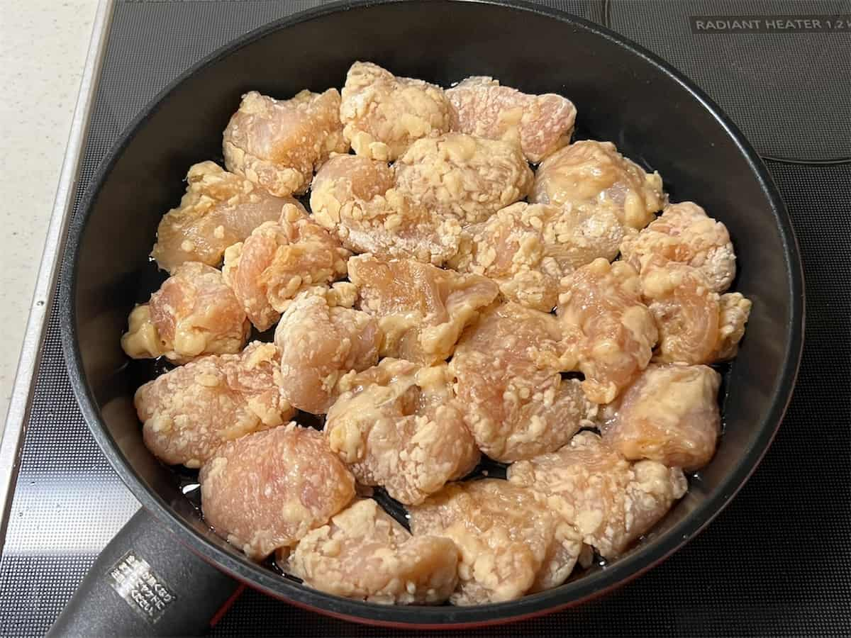 しにゃさんの揚げ油は大さじ3♪「ザクザク白だしから揚げ」レシピ 工程4