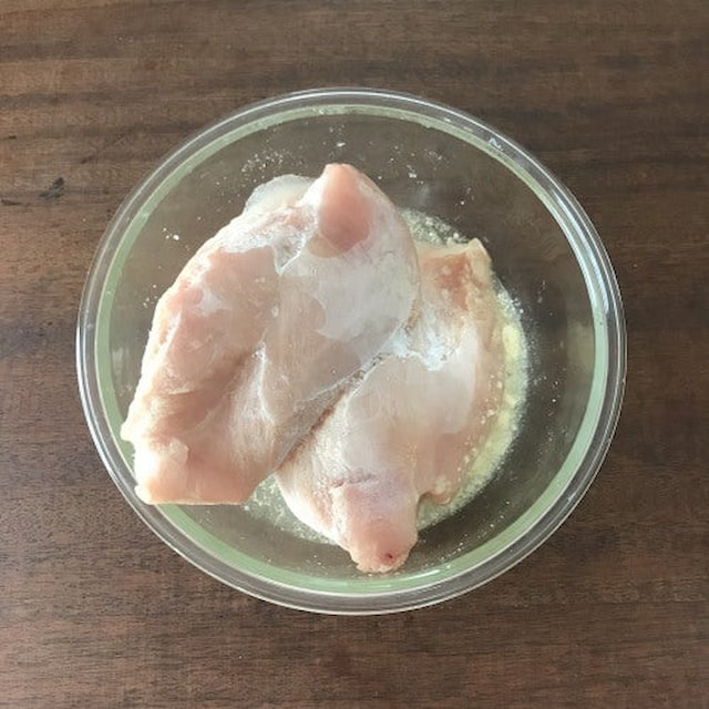 山本ゆりさんの「鶏塩チャーシュー」レシピ