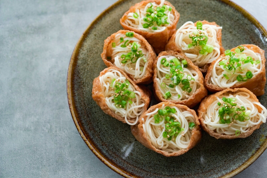 お弁当にも！詰めるだけで見た目もかわいい♪「そうめんいなり」の作り方