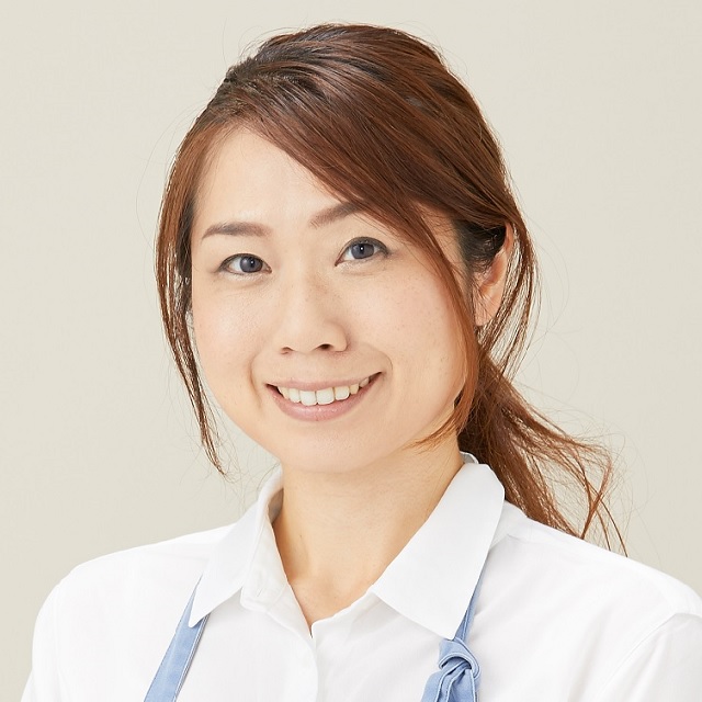 小泉明代さん