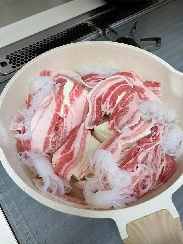 「豚バラ豆腐煮」レシピ