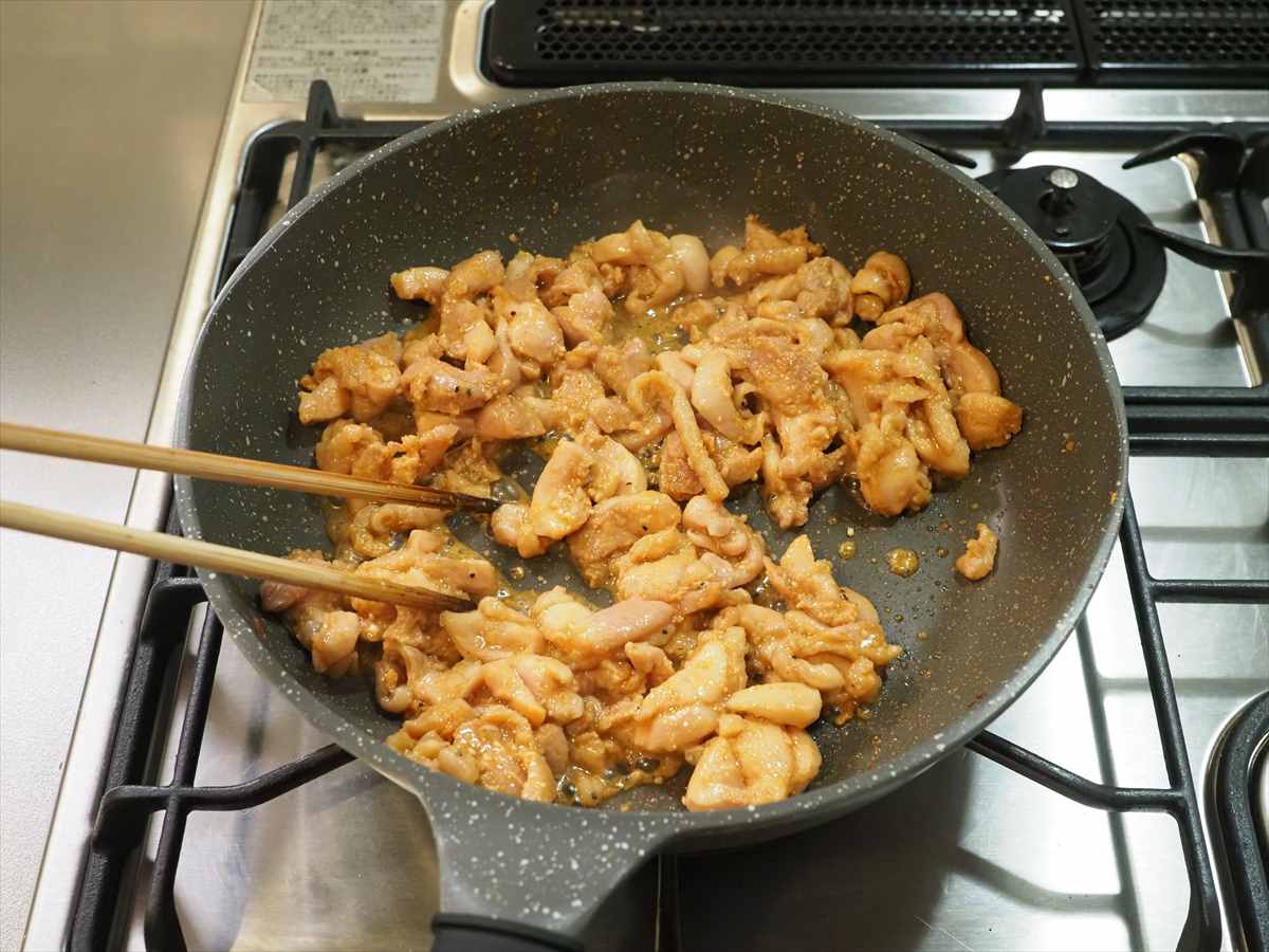 鶏もも肉のとんちゃん焼き風