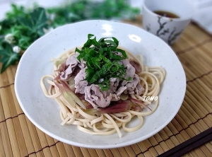 苦味がくせになる♪「みょうが入りうどん」おすすめレシピ