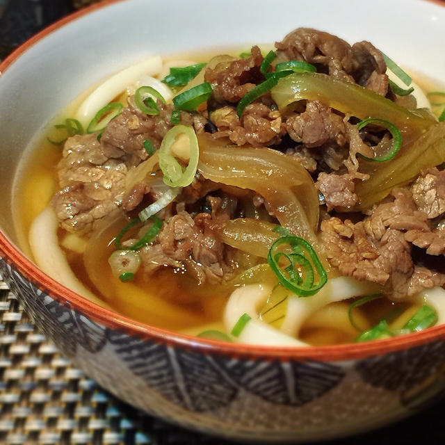 すき焼きみたい♪絶品「肉うどん」レシピ