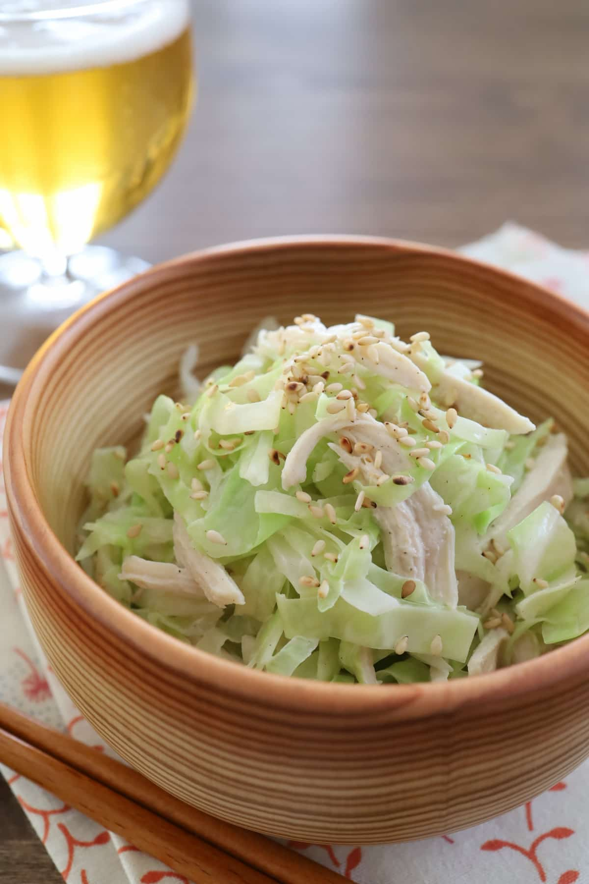 茹で鶏とキャベツのごまマヨサラダ