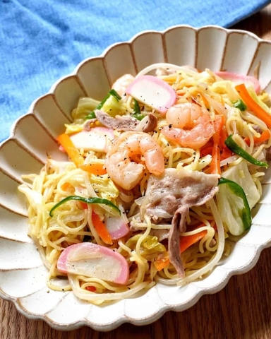 焼きそばだけじゃない！「焼きそば麺」のアレンジレシピ