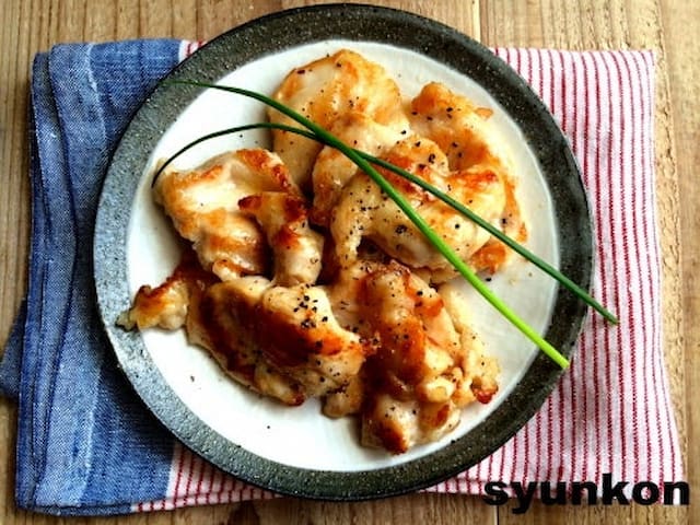 山本ゆりさんの「やみつきやわらか塩だれチキン」レシピ